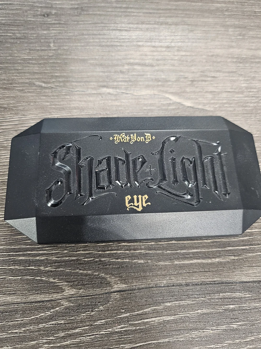 Kat Von D Plum & Neutral Eyeshadow Palette